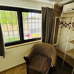 Anna House * فيوميتشينو