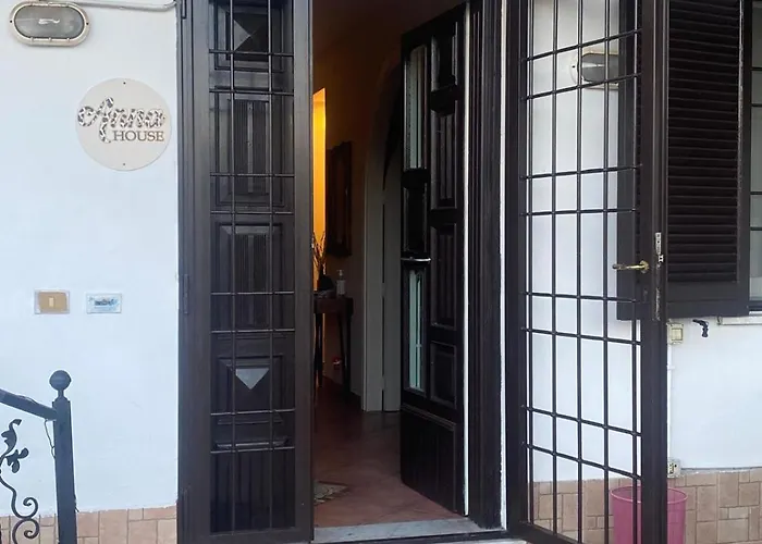 Anna House Апартаменты